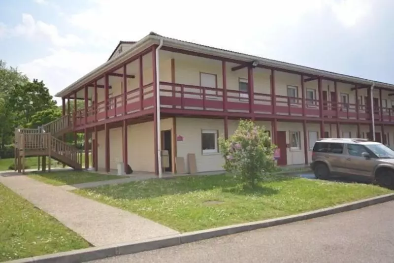 Отель Hôtel Lémand Lyon Est   Villefontaine