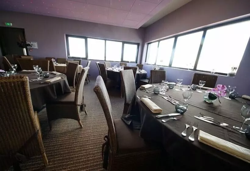 هتل L Hôtel De Chartres