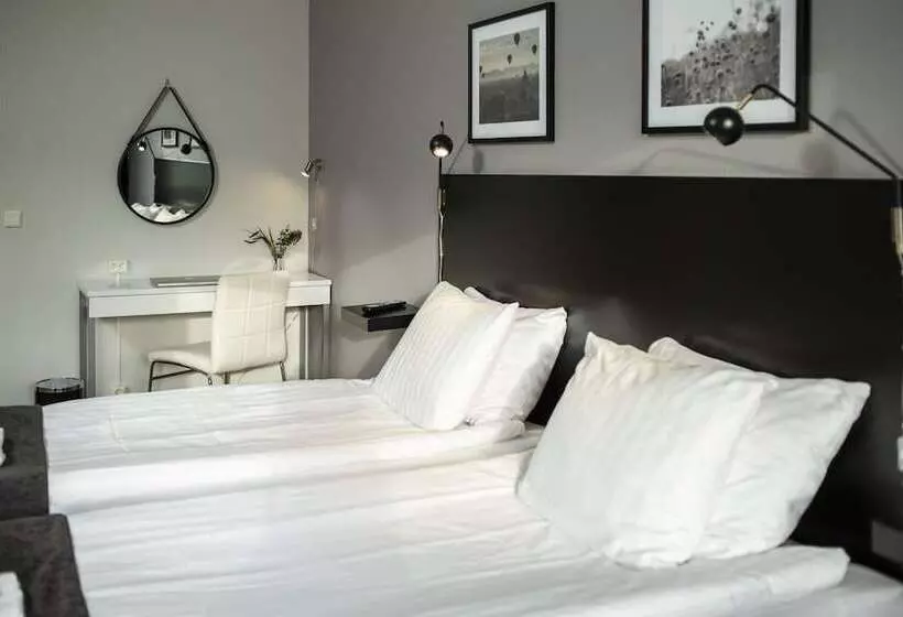 호텔 L Solhem Park