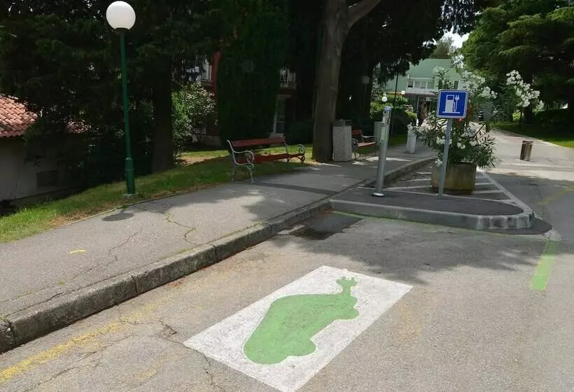 هتل Laguna  Terme Krka