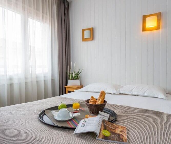 בית מלון כפרי Logis Hôtel Le Relais