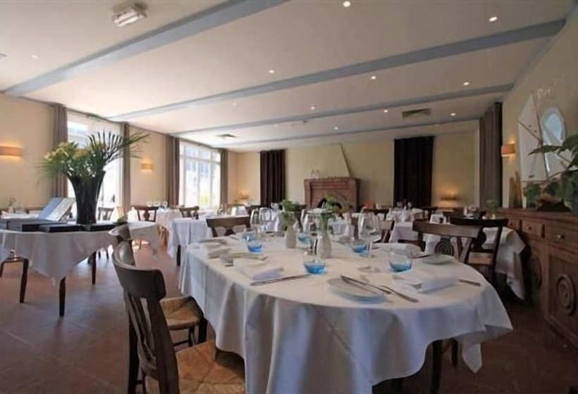 ホテル Logis Le Relais Marine