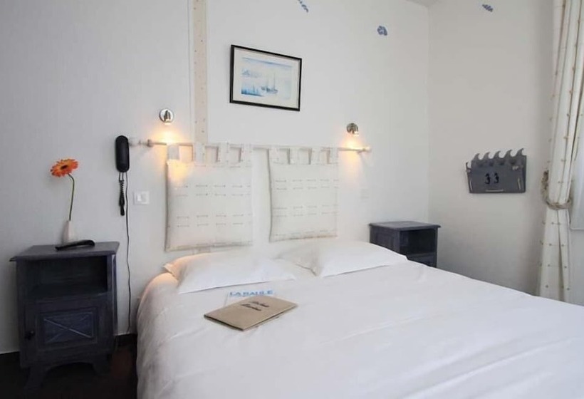 ホテル Logis Le Relais Marine