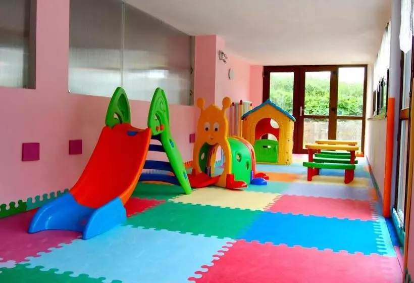 Отель Residence Rododendro