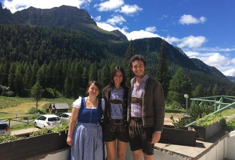 ホテル Residence Rododendro