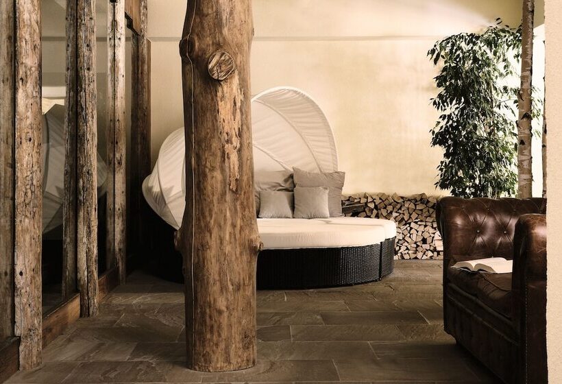 Boutique Hotel E Chalets Salvadori