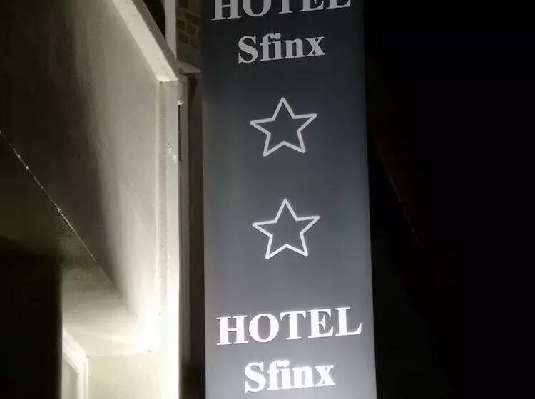 ホテル Sfinx