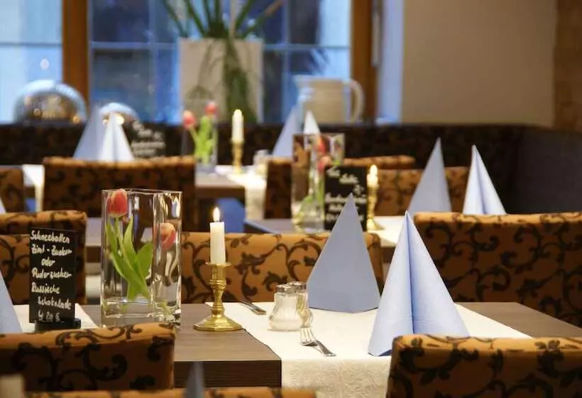 ホテル Sonne Das Kleine Altstadt