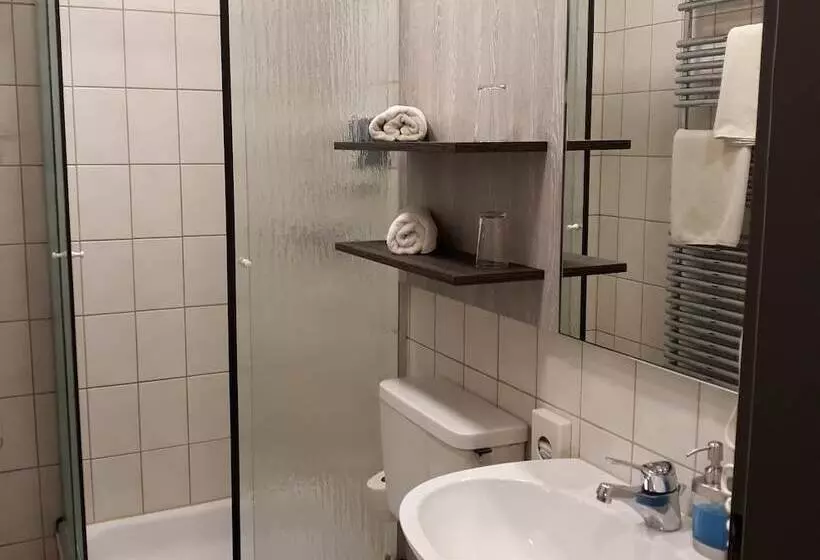 ホテル Sonne Das Kleine Altstadt