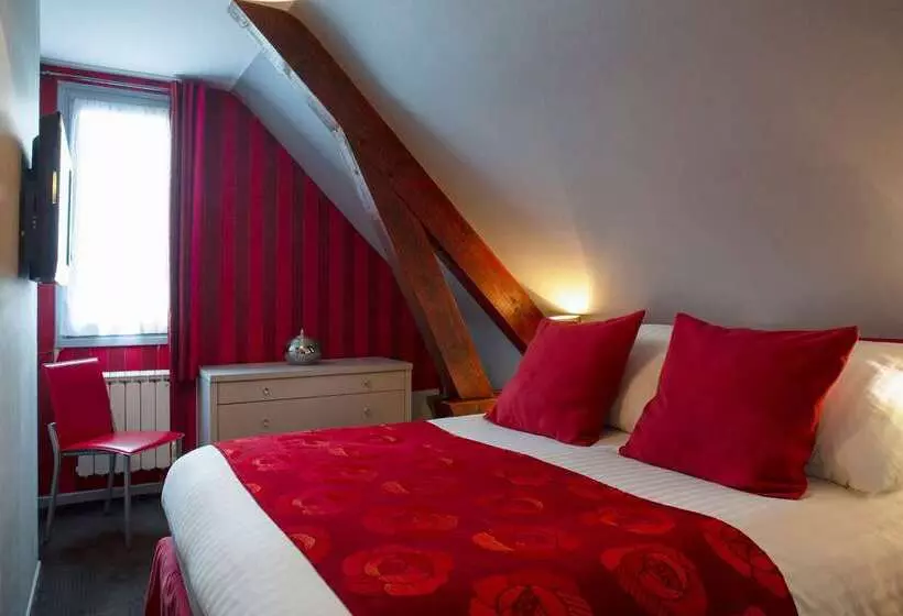 Отель Auberge De La Petite Ferme, Super Besse Est, The Originals Relais