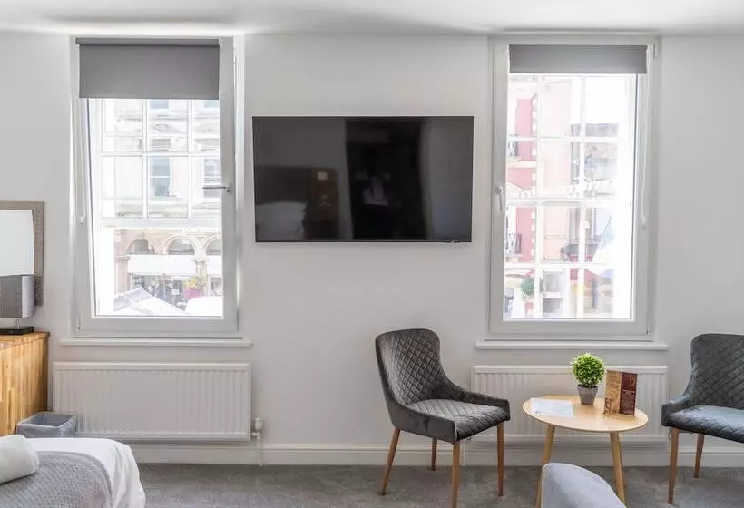 בית מלון כפרי The Red Lion