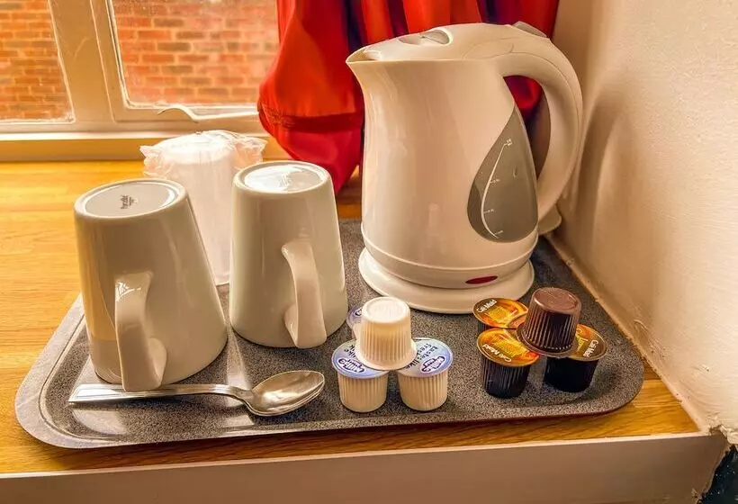 בית מלון כפרי The Red Lion