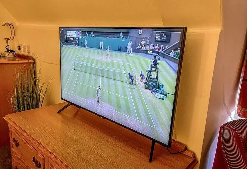 בית מלון כפרי The Red Lion