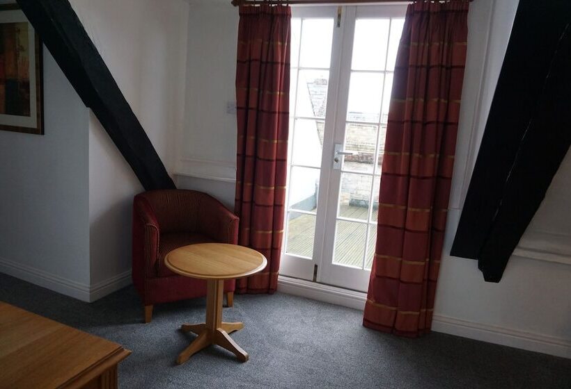 Отель The Red Lion