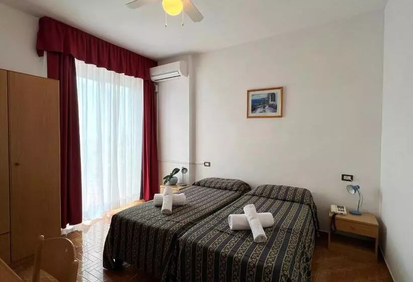 ホテル Village Bazzanega Montagnoli Group