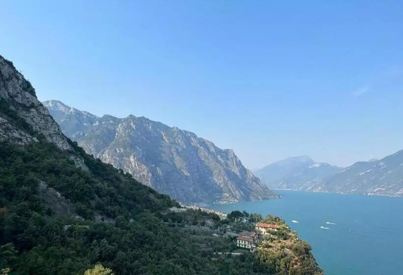 ホテル Village Bazzanega Montagnoli Group