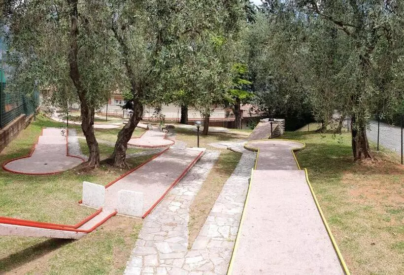 ホテル Village Bazzanega Montagnoli Group