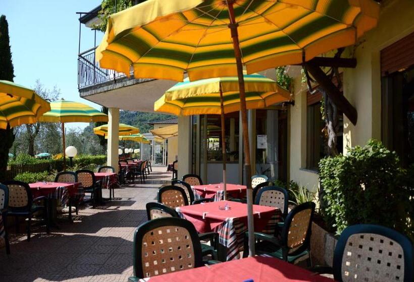 酒店 Village Bazzanega   Montagnoli Group