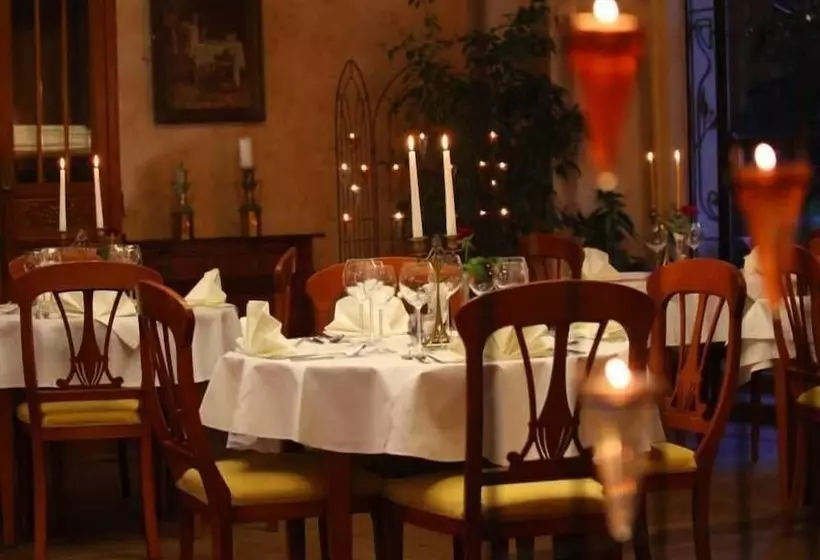 בית מלון כפרי Zamek Na Skale