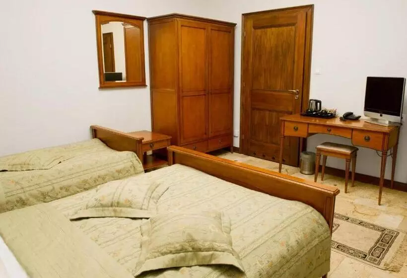 בית מלון כפרי Zamek Na Skale