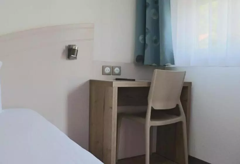 Отель Hôtel Lémand Lyon Est   Villefontaine