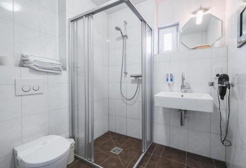 Park Hotel & Gästehaus Rust