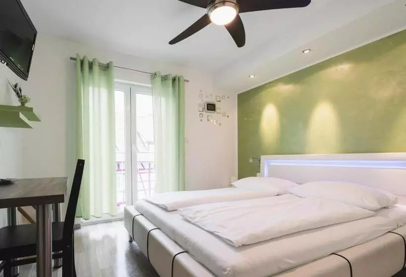 Park Hotel & Gästehaus Rust