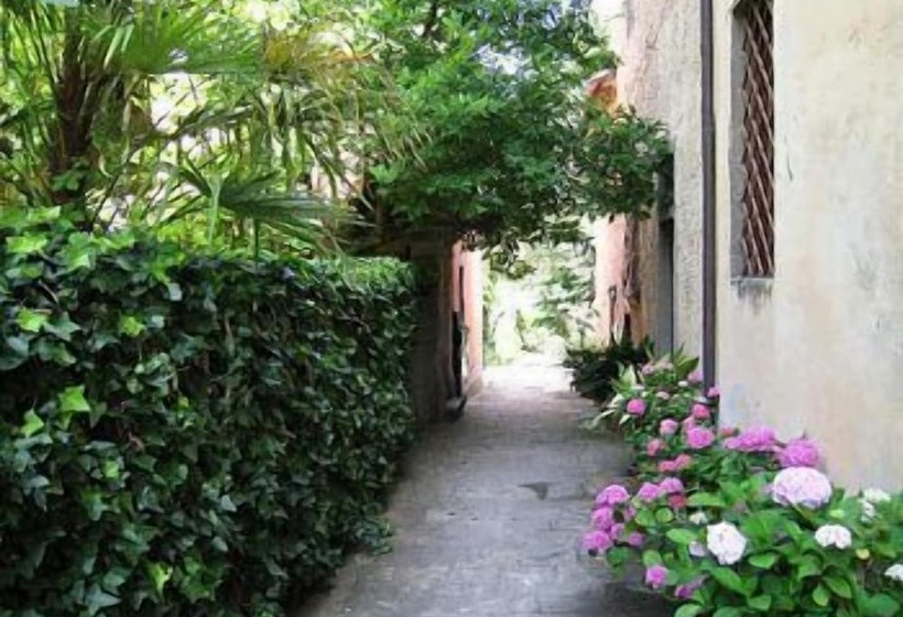 펜션 Fattoria Di Bacchereto   Guest House