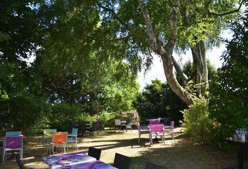 ペンション La Tour Du Lion