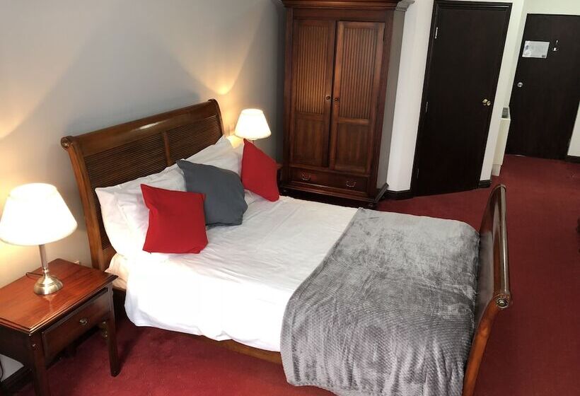 The Clee Hotel   Cleethorpes, Grimsby, Lincolnshire