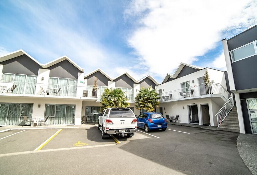 Airport Christchurch Motel
