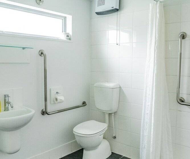 Airport Christchurch Motel