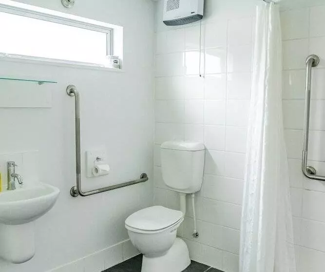 Airport Christchurch Motel