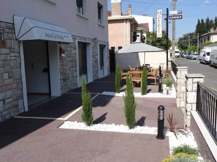 هتل Akena Le Prado