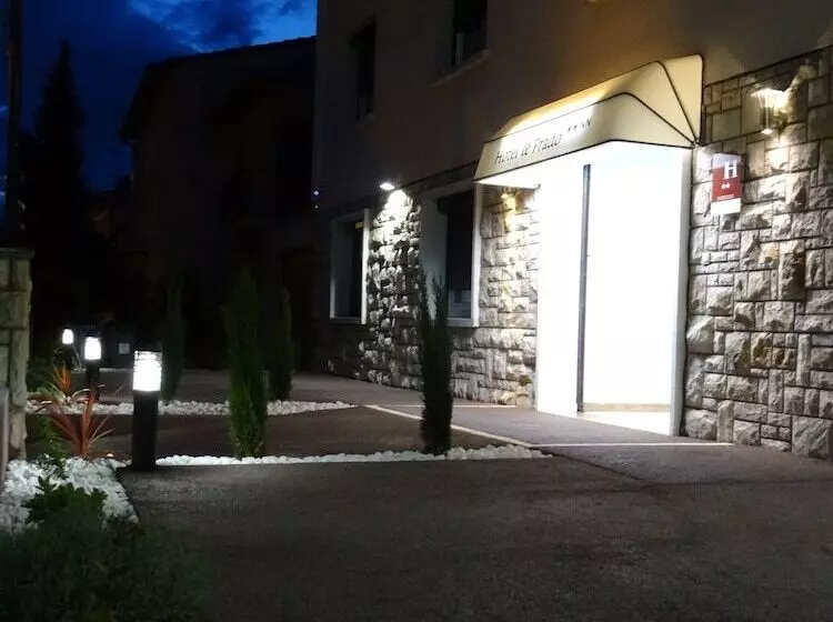 هتل Akena Le Prado