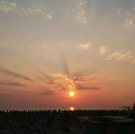 Hotelli Alisei Palace