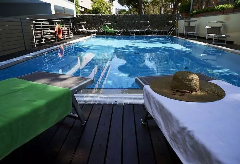 Hotelli Alisei Palace