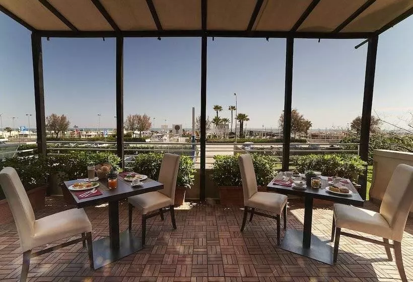 Hotelli Alisei Palace