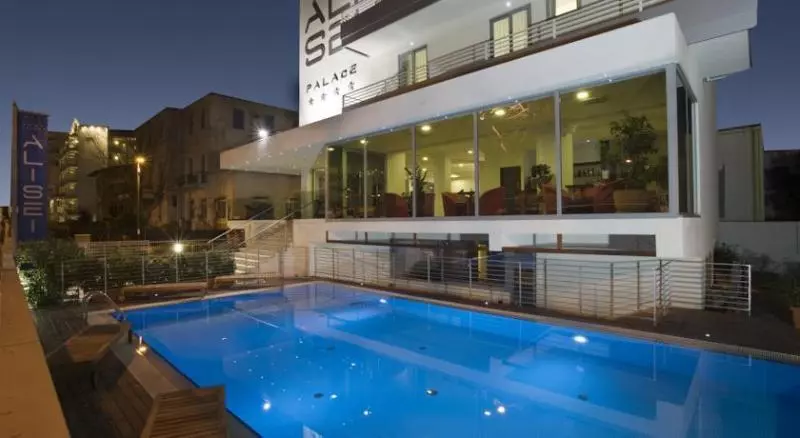 Hotelli Alisei Palace