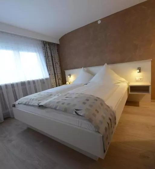 Отель Bella Vista