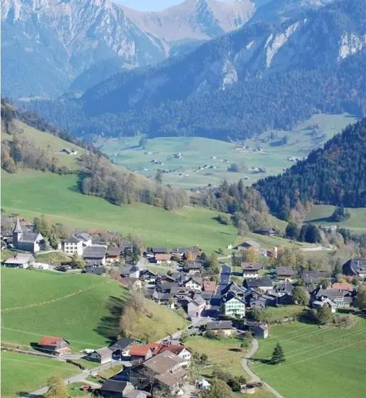 בית מלון כפרי De Ville