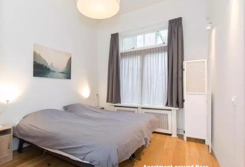 Otel De Vischpoorte, Hartje Deventer En Aan De Ijssel