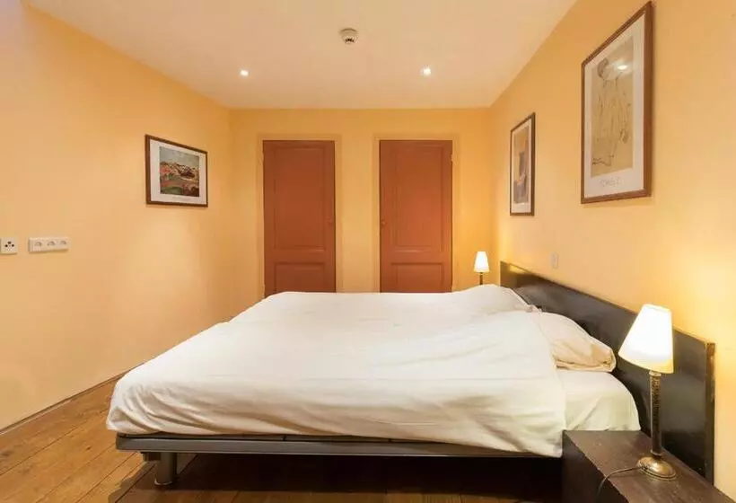 Otel De Vischpoorte, Hartje Deventer En Aan De Ijssel