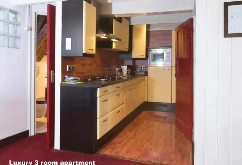 Otel De Vischpoorte, Hartje Deventer En Aan De Ijssel