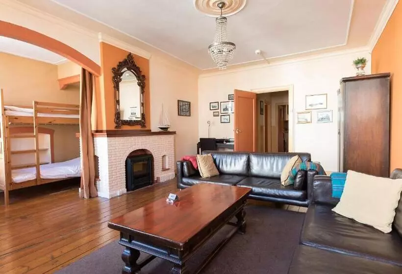 Otel De Vischpoorte, Hartje Deventer En Aan De Ijssel