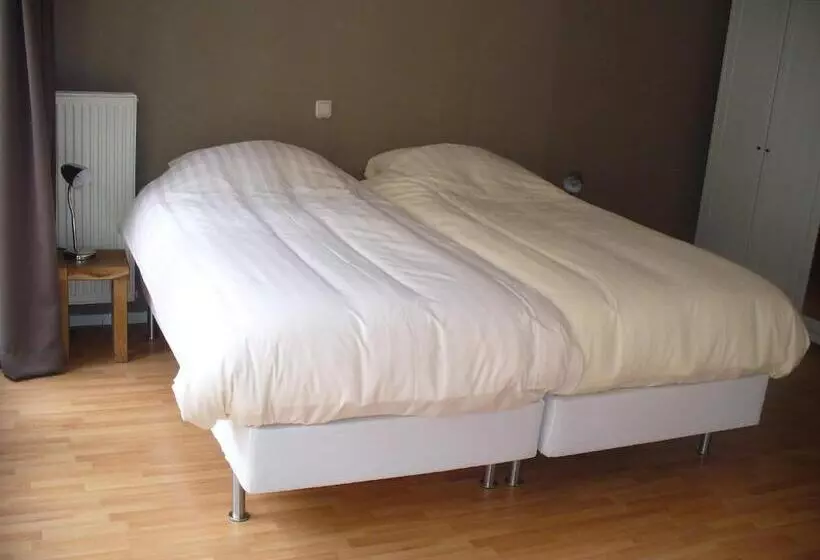 Otel De Vischpoorte, Hartje Deventer En Aan De Ijssel