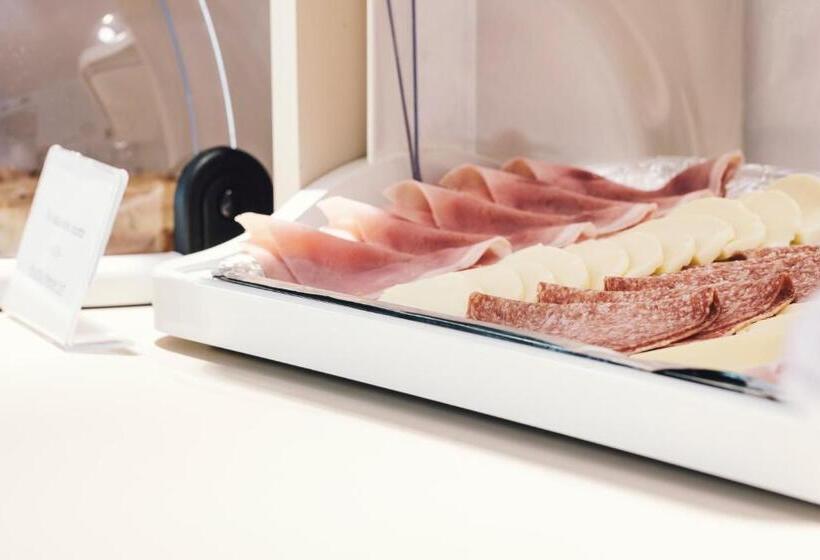 בית מלון כפרי Dei 7