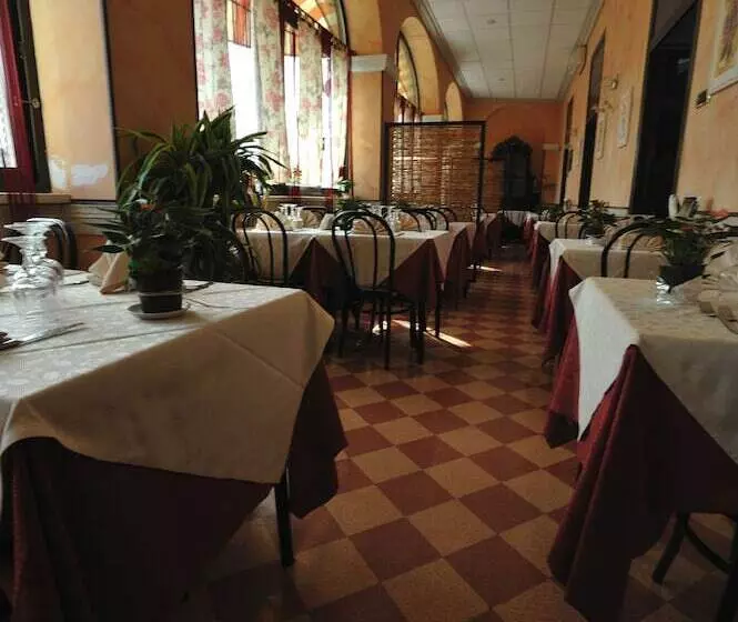 בית מלון כפרי Miramare