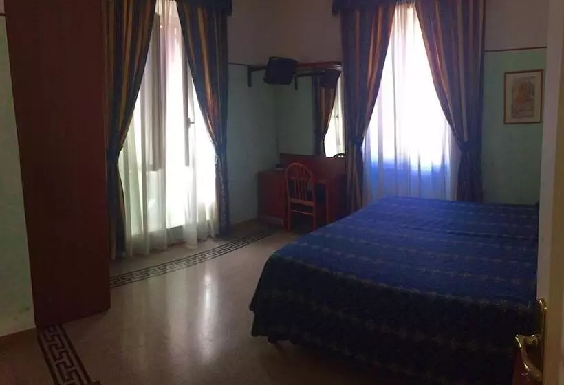 בית מלון כפרי Miramare