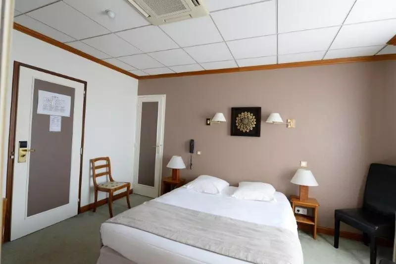 호텔 Hôtel Porte Mars Reims Gare Centre Arena